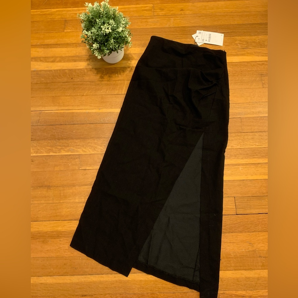 ZARA MIDI Skirt with Slit on One Side